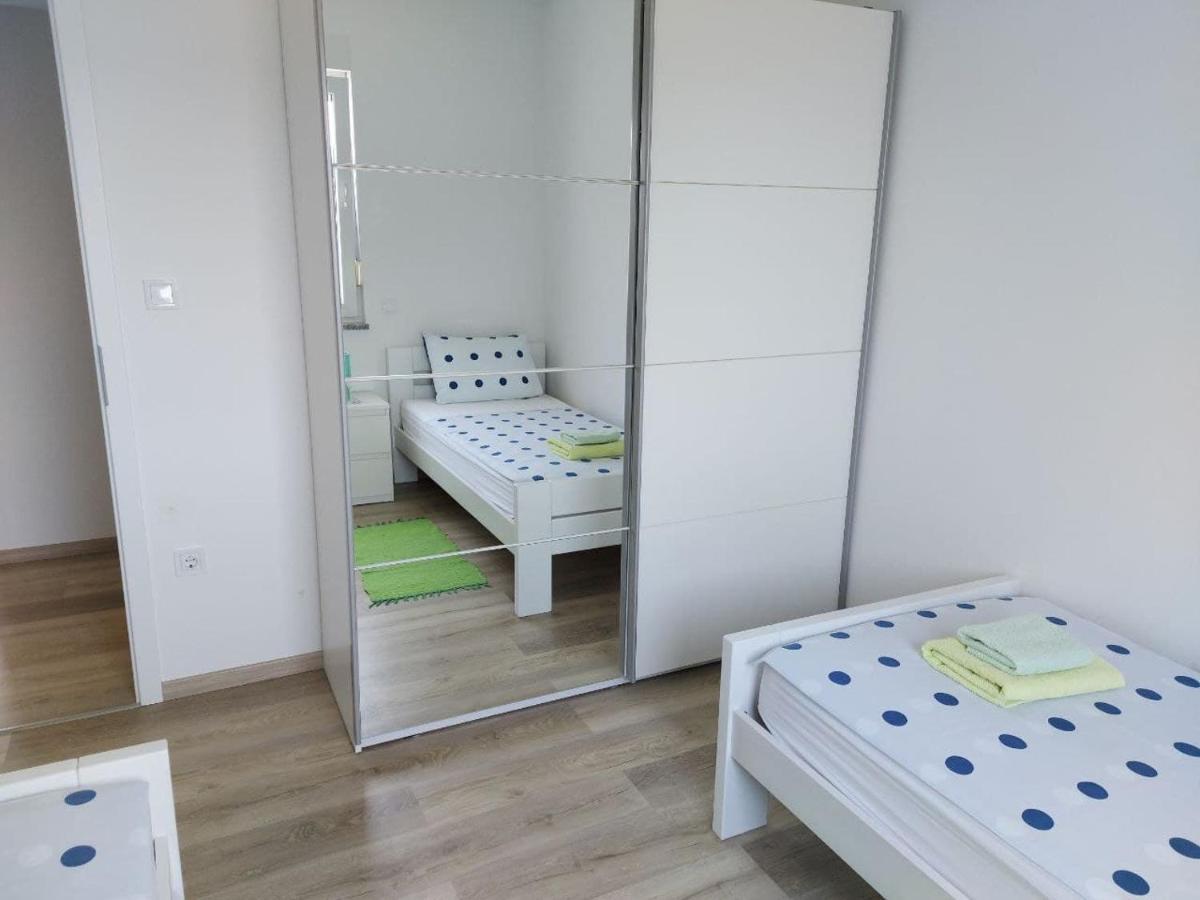 Bluegum Apartments Liznjan Luaran gambar