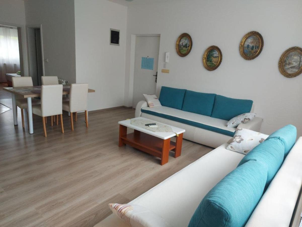 Bluegum Apartments Liznjan Luaran gambar
