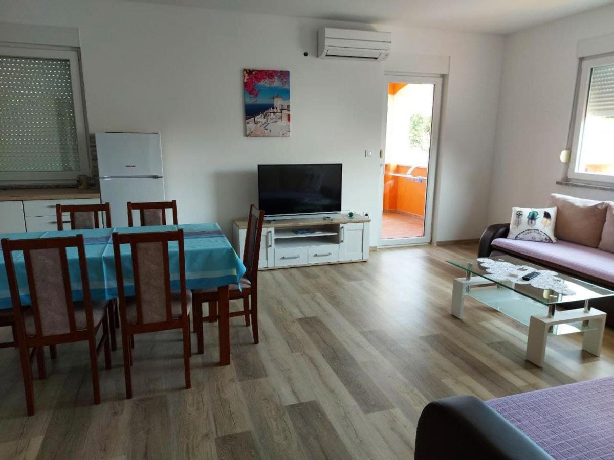 Bluegum Apartments Liznjan Luaran gambar